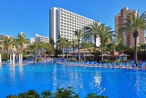 the Sol Pelicanos Ocas Hotel in Benidorm
